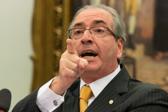 Em livro, Eduardo Cunha faz revelações sobre os bastidores do impeachment de Dilma; confira