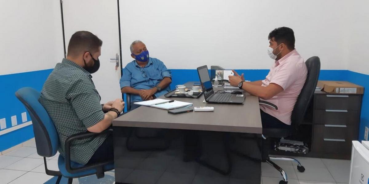 Federação de Futebol e Semel discutem melhorias para o futebol em Teresina