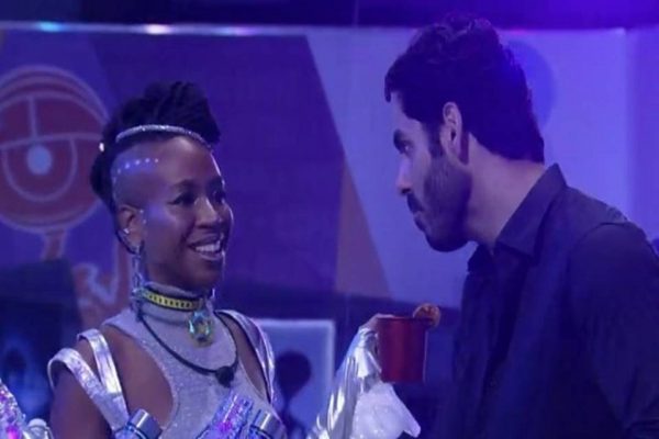 “Peida demais”, diz Juliette a Rodolffo após paquera com Karol Conká