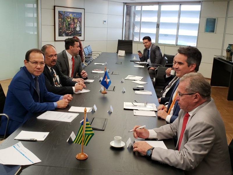 Deputados piauienses foram à Brasília pedir liberação de empréstimo para o Governo