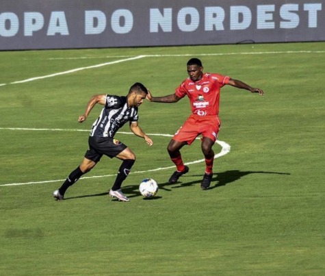 Com falta de criatividade, Botafogo-PB e 4 de Julho empatam sem gols