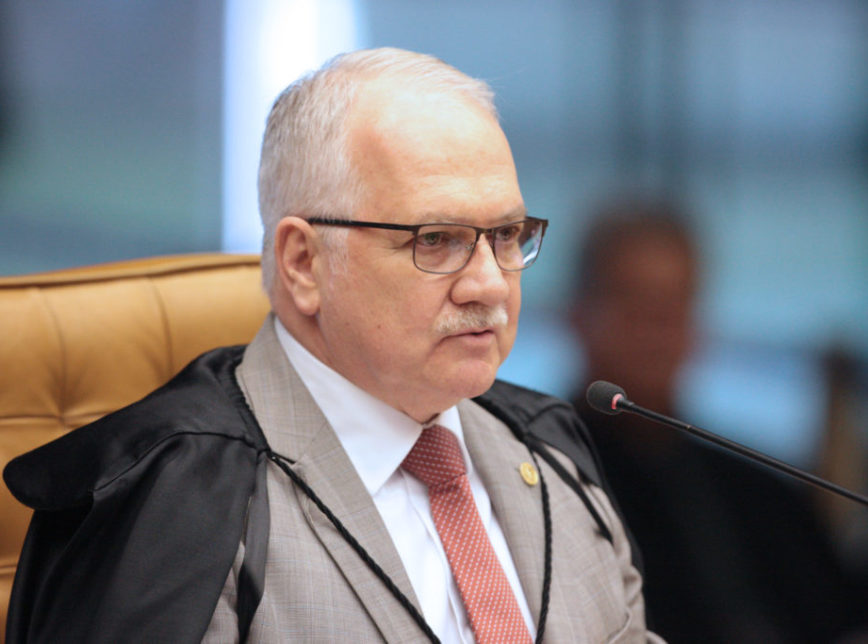 Maioria dos brasileiros discorda da decisão que anulou ações contra Lula