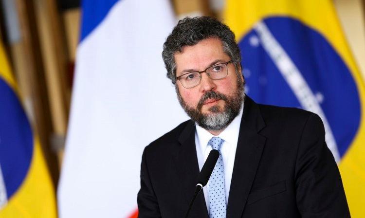 Ernesto Araújo pede demissão do Ministério das Relações Exteriores