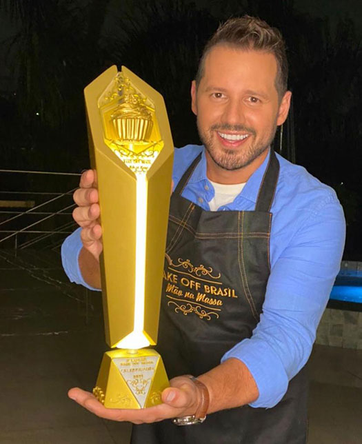 Dony de Nuccio vence Bake Off Brasil Celebridades