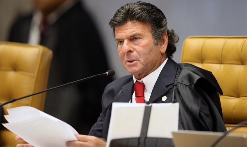 TSE e partidos assinam compromisso para combater fake news