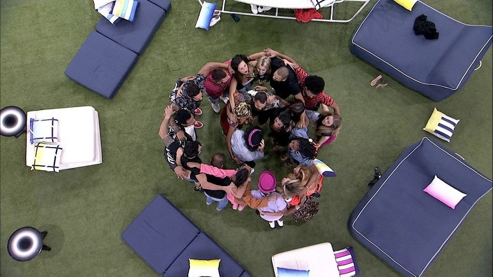 Participantes da 21ª edição do BBB21 terão reencontro na casa