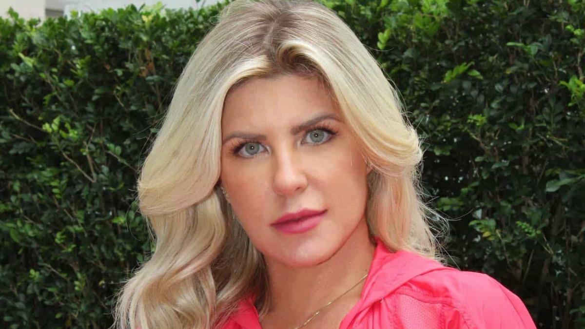 Em No Limite, equipe de Íris Stefanelli se desculpa com Ariadna após discussão