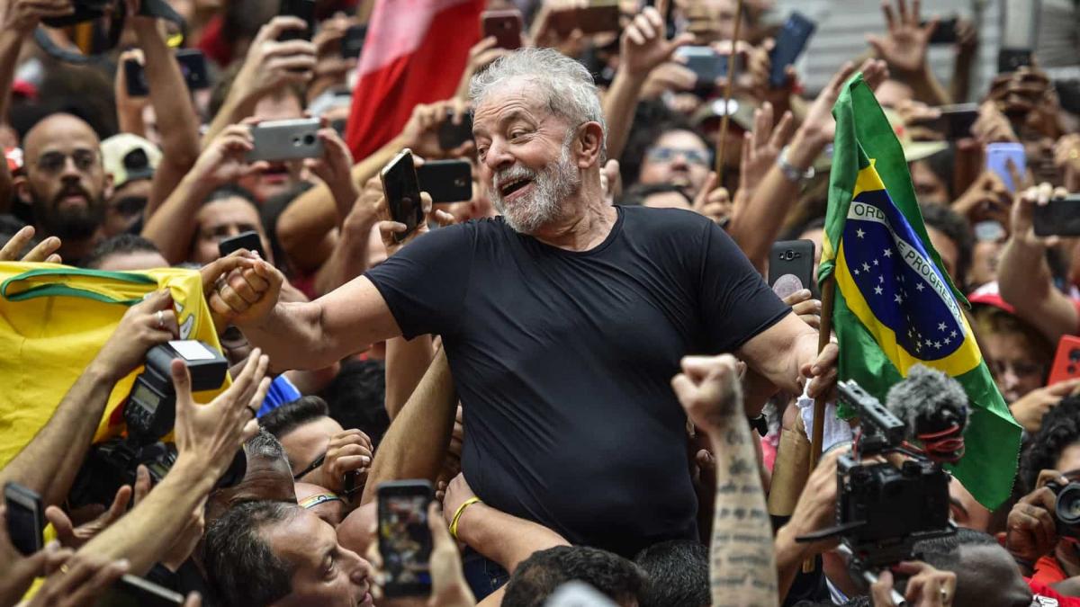  Lula admite que será candidato em 2022 em entrevista à revista francesa