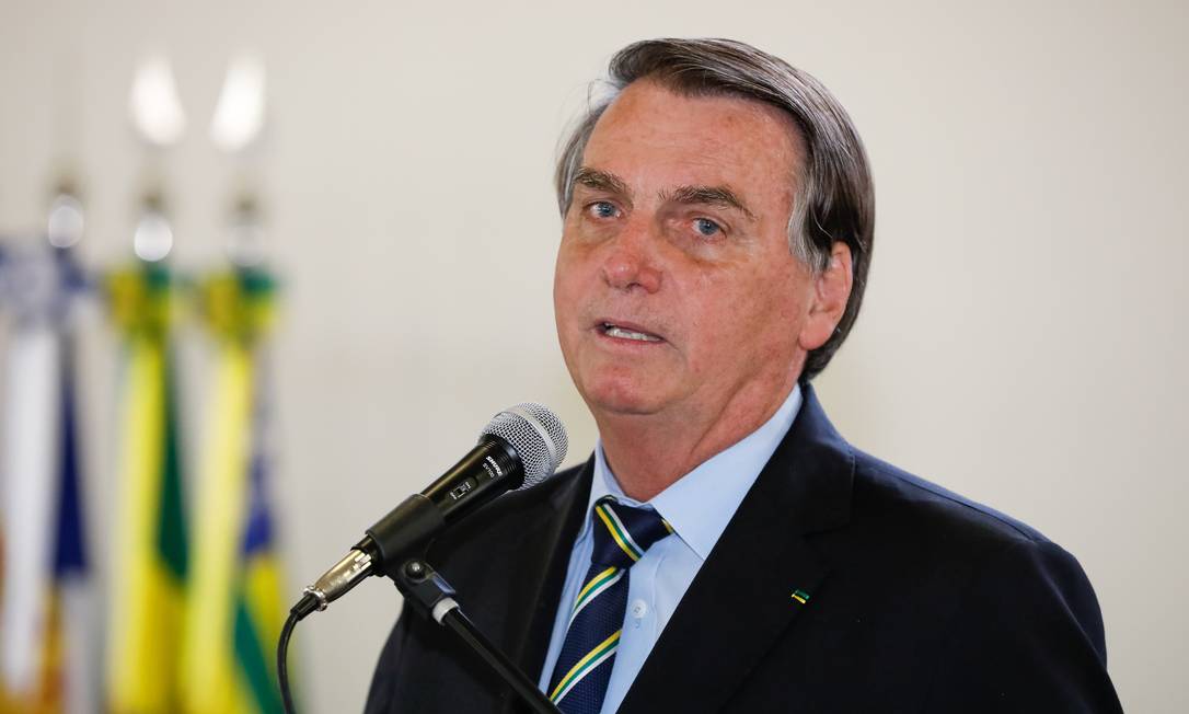 Emails da Pfizer comprovam omissão da gestão Bolsonaro na busca por vacinas, dizem senadores 