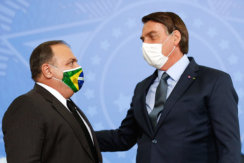 Bolsonaro nomeia general Pazuello para atuar em secretaria vinculada à Presidência
