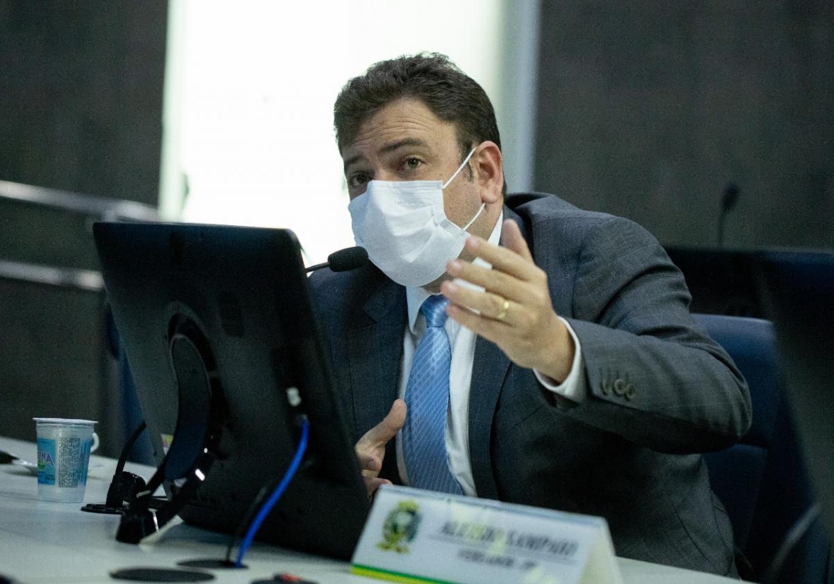 Aluísio Sampaio defende realização de coleta seletiva residencial em Teresina