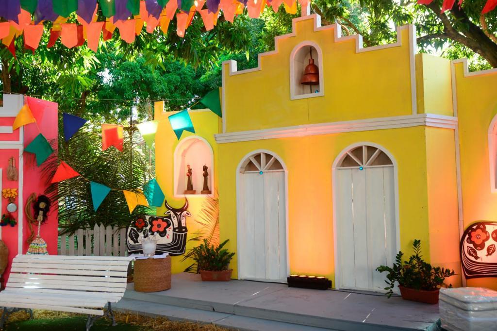 Tintas Sherwin-Williams promove uma imersão de cores no arraiá da Cidade Junina Tá ON!