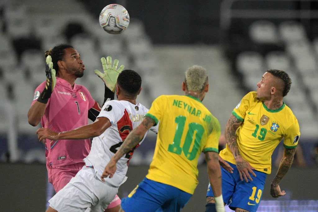 Com gol de Paquetá, Brasil vence o Peru e avança à final da Copa América