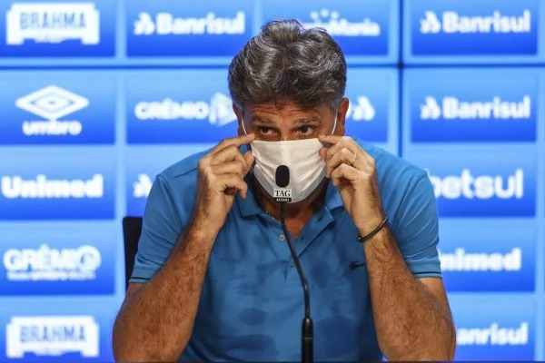 Renato Gaúcho aceitaria salário menor no Flamengo, diz jornal
