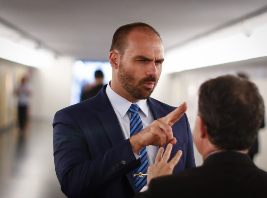Eduardo Bolsonaro tem perfil no Facebook suspenso por 30 dias