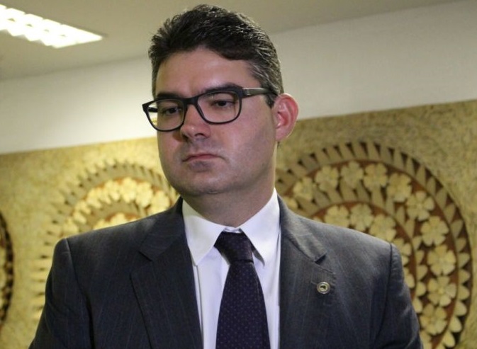 Luciano Nunes afirma que definirá nome de vice apenas em agosto