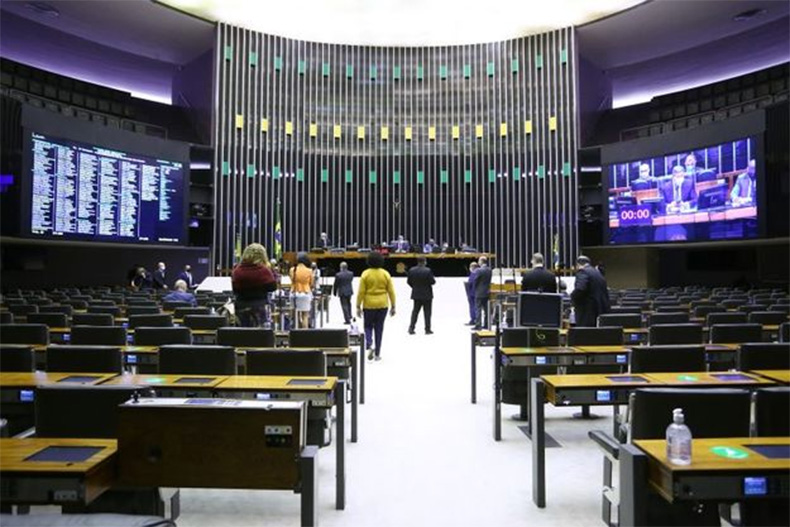 Câmara define PEC do voto impresso para esta terça-feira (10)