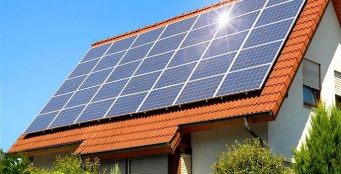 Câmara aprova projeto sobre tarifas para micro e minigeradores de energia