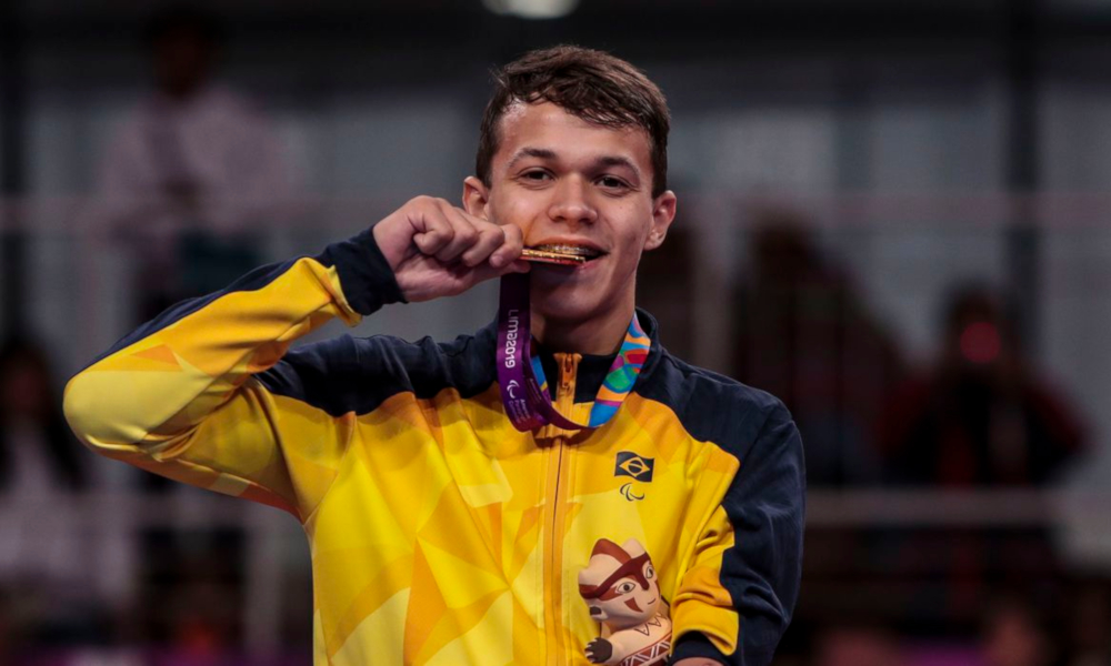 Nathan Torquato é 1ºcampeão de parataekwondo da história