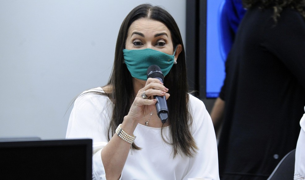 Margarete Coelho muda regra que institui quarentena a juízes e militares para 2026
