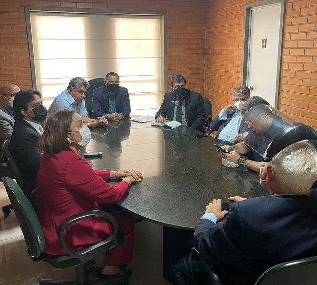 Mesa Diretora mantém direito ao voto dos deputados candidatos a conselheiro do TCE-PI