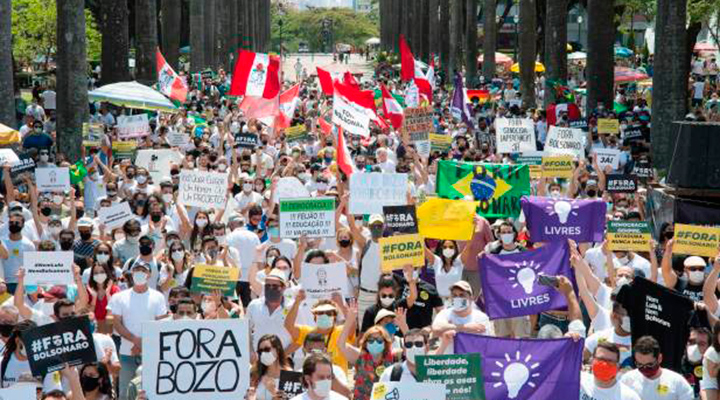 Baixa adesão e pluralidade política marcam protestos contra Bolsonaro