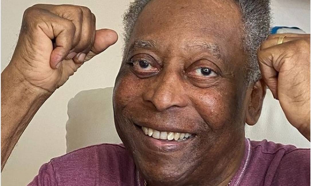 Pelé deixa UTI, mas segue em recuperação sem previsão de alta
