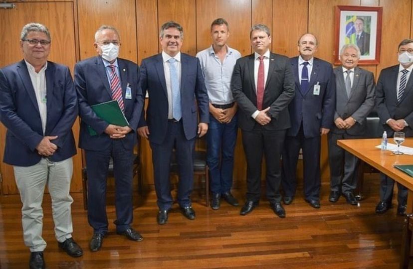 Deputado Átila Lira participa de reunião com ministro-chefe da Casa Civil