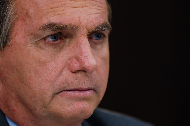Minuta do relator da CPI da Covid atribui 11 crimes a Bolsonaro e pede indiciamento de 72