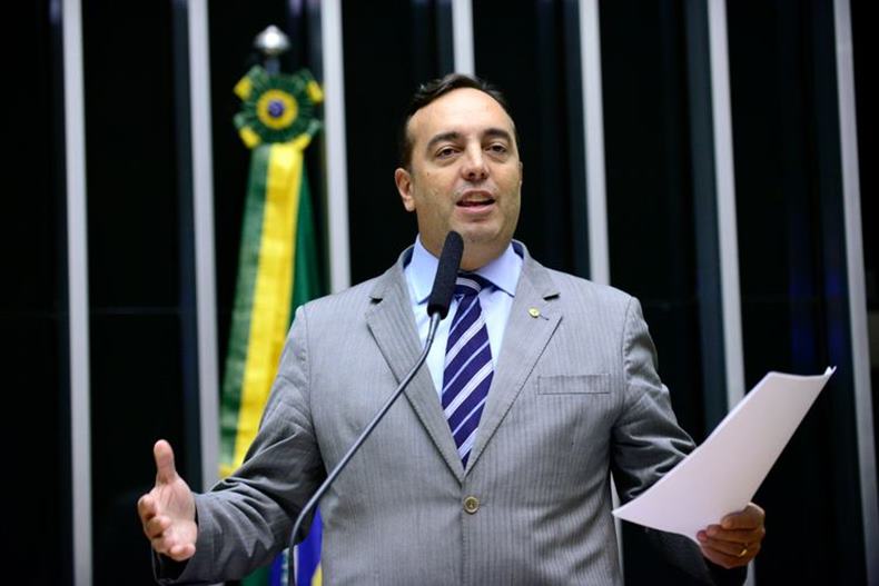 Deputado do PSL pode ser cassado por espalhar fake news nas eleições de 2018