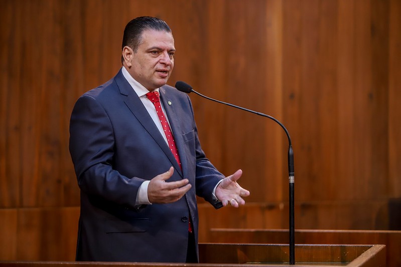 Deputado Gessivaldo Isaías diz que Teresina retrocedeu mais de 40 anos em 12 meses