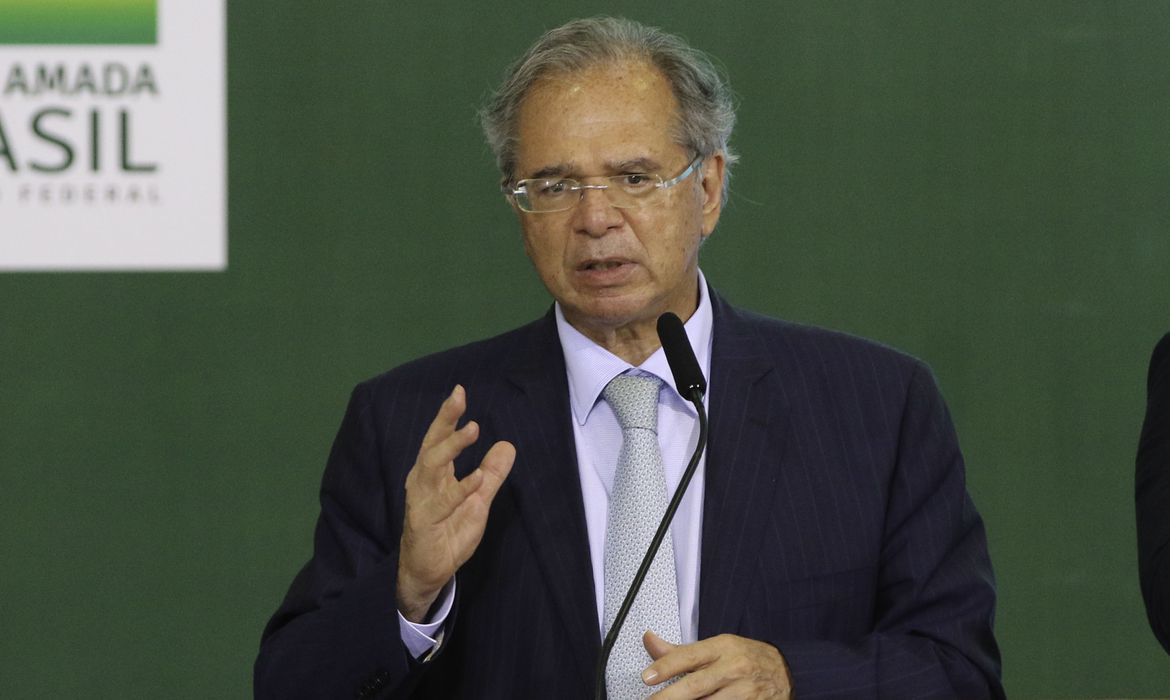 Ministro Paulo Guedes afirma que inflação será principal problema econômico em 2022