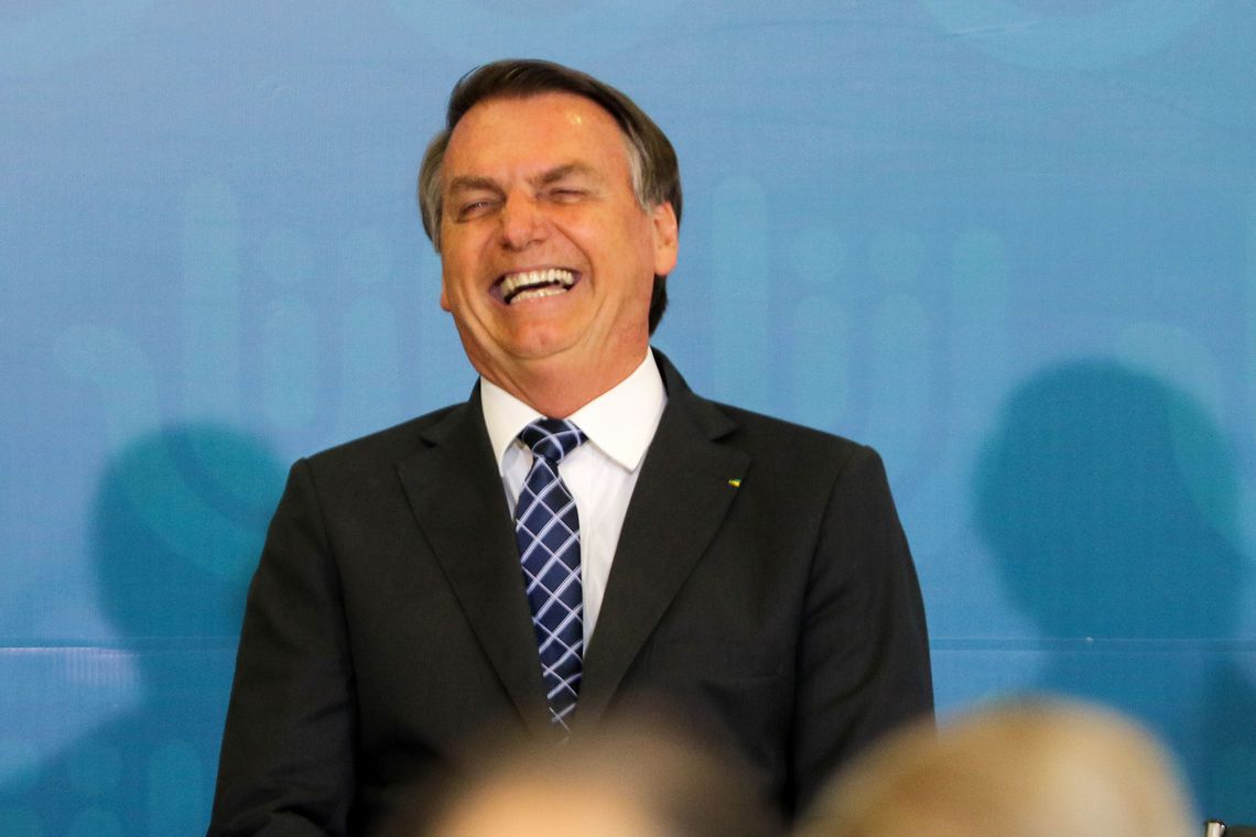 Bolsonaro pediu que Enem trocasse Golpe de 1964 por revolução em questões, dizem servidores