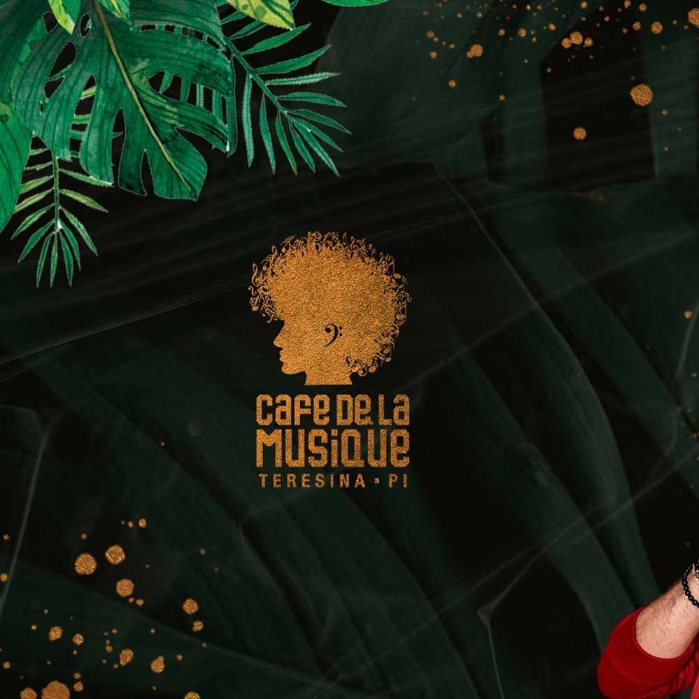 Agitação e alegria: Café De La Musique é marca confirmada na Lumière Forest 2021