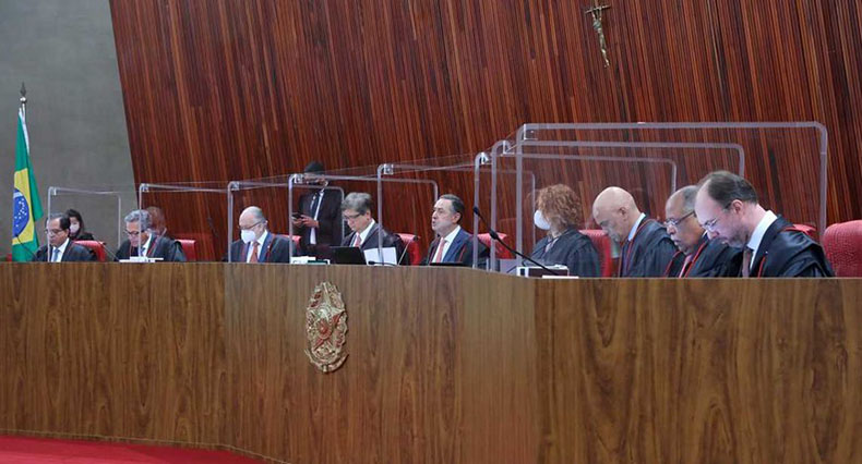 TSE libera uso do PIX para arrecadação no financiamento de campanhas em 2022