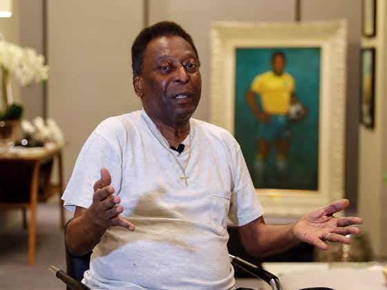 Pelé tranquiliza fãs após última sessão de quimioterapia do ano