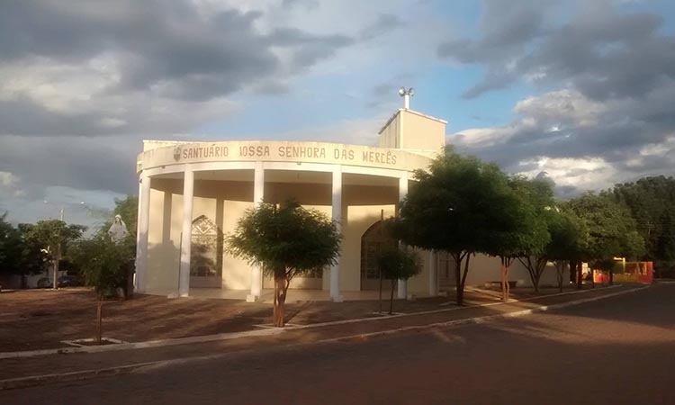 Morador de rua é morto a pedradas enquanto dormia em São Raimundo Nonato