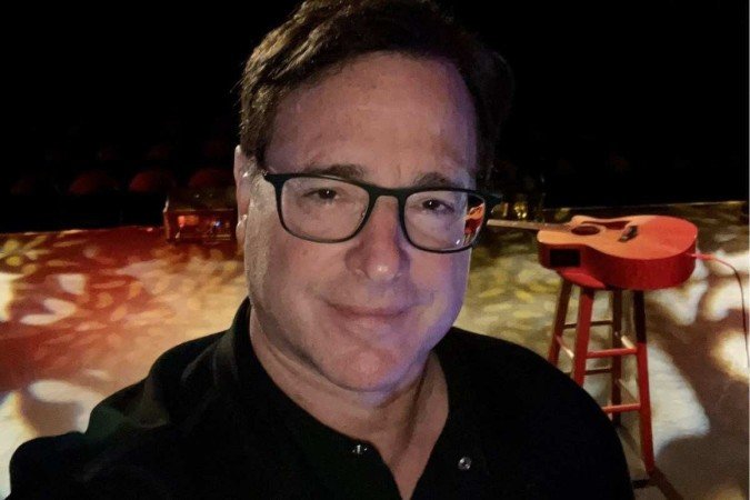 Morre Bob Saget, estrela de ‘Três é demais’, aos 65 anos