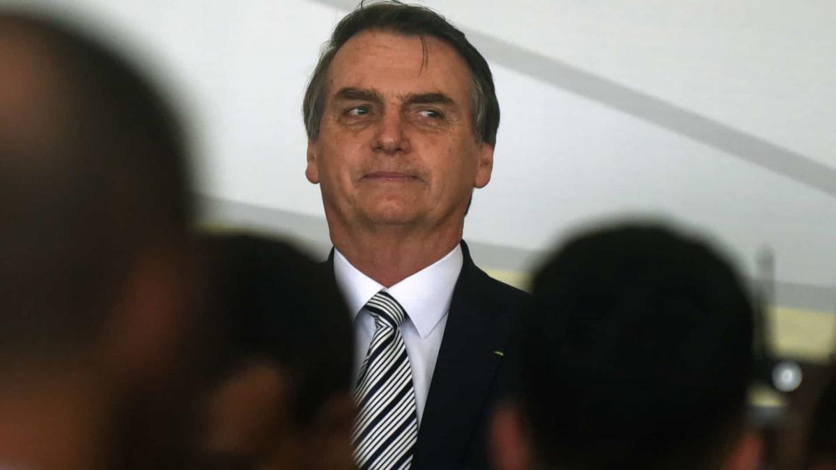 Bolsonaro menciona Alexandre Silveira como novo líder do governo no Senado