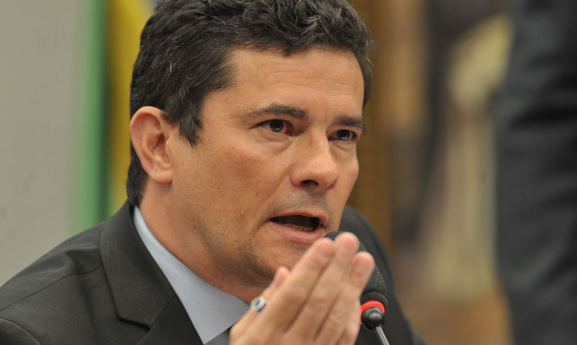 Em carta, Moro diz que vai manter imunidade tributária de igrejas e defender lei do aborto