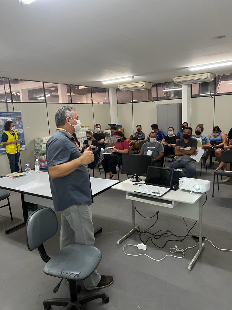 Vigilância Sanitária de Teresina realiza reunião com barraqueiros do Cidade Junina