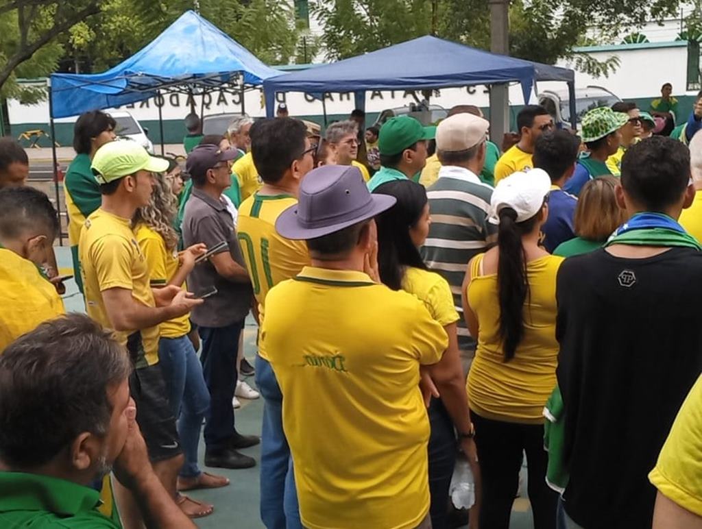 Jornalistas são hostilizados durante cobertura dos atos antidemocráticos em Teresina
