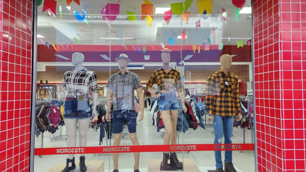 Lojas de varejo de Teresina se preparam para o período junino; vendas ficam atrás apenas do Natal