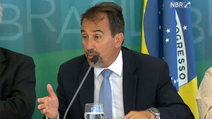 Ministro da saúde visita HGV e participa de Campanha Nacional de Vacinação em Teresina