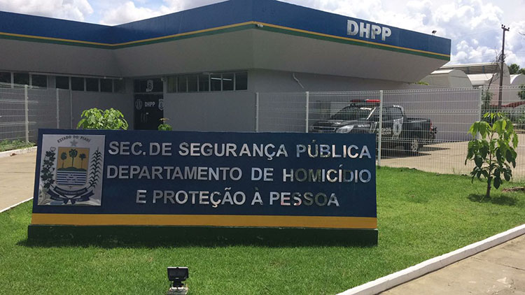 Dois são assassinados a tiros no feriado em Teresina