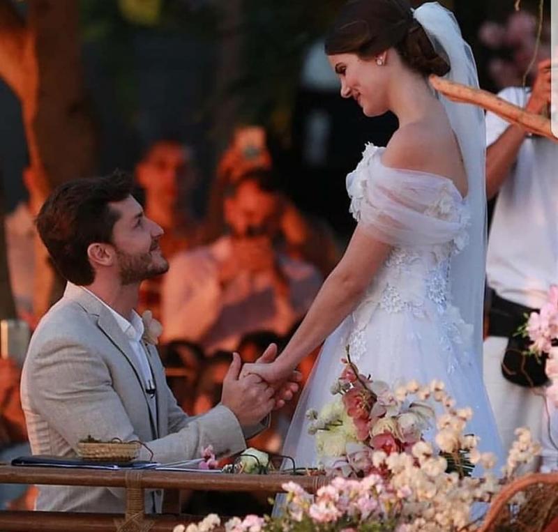 Casamento Camila Queiroz e kleber Toledo