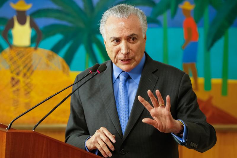 Temer diz que apoiará transição para o próximo Governo