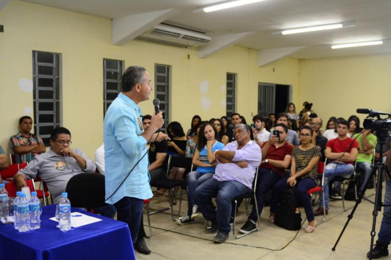Campus da UESPI de Bom Jesus funciona apenas um turno por falta de cursos