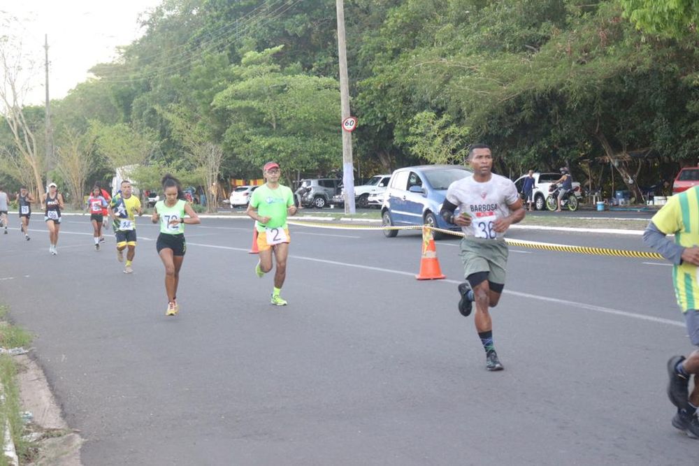 Circuito Teresina Corrida de Rua atrai centenas de participantes para a competição