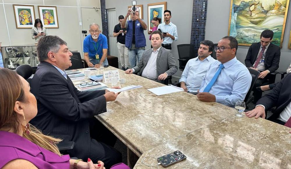 Vereadores de Teresina protocolam pedido de auditoria na FMS junto ao TCE-PI
